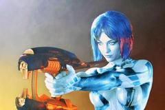 Francesca jako Cortana