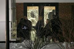 Střelba na univerzitě v Dekalb