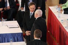 Volba prezidenta, druhý den, 1. volba