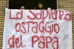 Itálie papež univerzita protesty 2