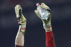 Werder Brémy - Rangers: McGregor