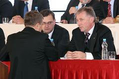 Volba prezidenta, druhý den, 1. volba