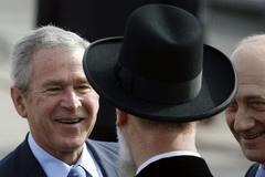 Bush po příletu na Ben Gurion