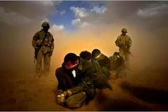 Jeden svět: Taxi na temnou stranu