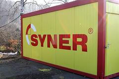 Syner