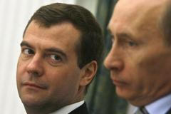 Pád Medveděva nevylučuji, je ideální oběť, trvdí komentátor