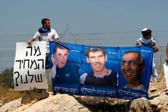 Šalit, Regev, Goldwasser