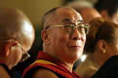 Jeho Svatost dalajlama na konferenci Forum 2000