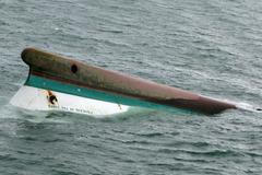 Příď potopeného filipínského trajektu Princess of the Stars