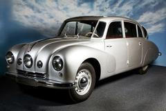 Tatra T87