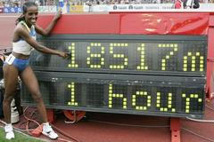 Dire Tuneová a její WR