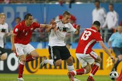 Lukas Podolski vs. Poláci