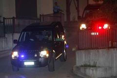 Převoz Karadžiče z Bělěhradu do Haagu