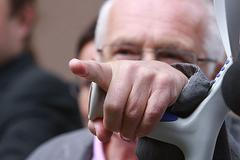 Prezident jde po operaci z nemocnice do Lán