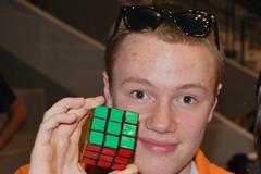 Mistr světa v Rubikově kostce