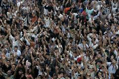 Kádhimíja - poutníci