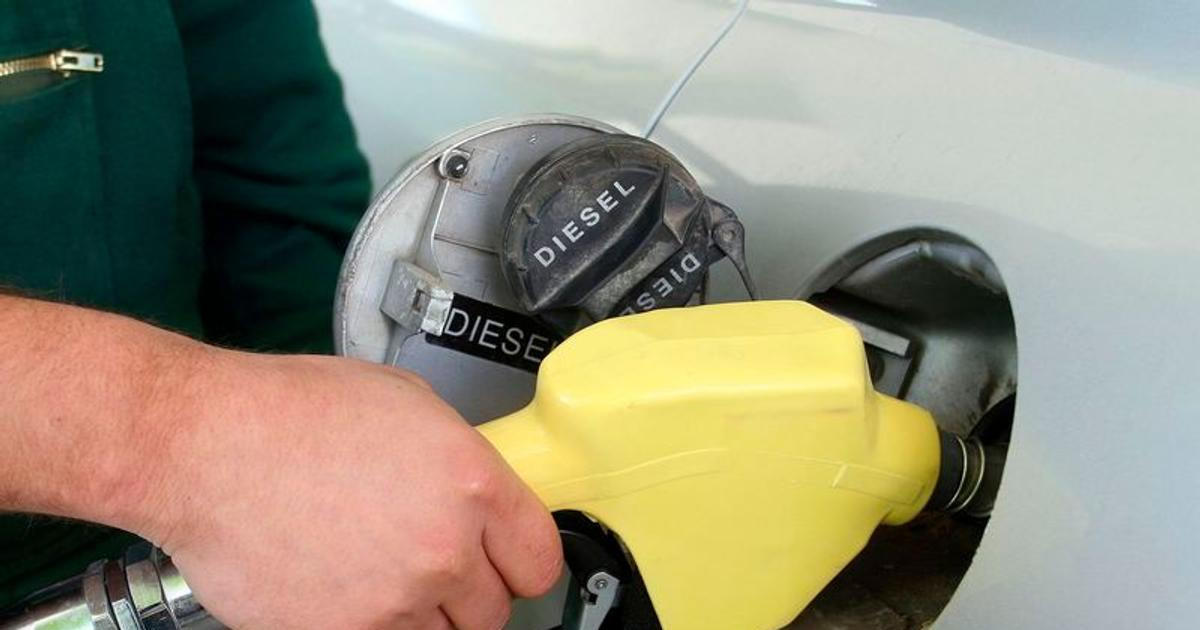 Slovensko pro zahraniční řidiče ještě podraží, litr nafty bude stát přes dvě eura