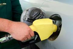 Benzín. Ilustrační foto.