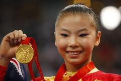He Kexin - Gymnastika