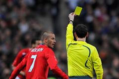 Beckham: Žlutá karta
