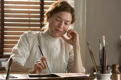 Renée Zellweger ve filmu Miss Potter