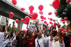 Protest před barmskou ambasádou v Bangkoku