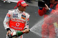 VC Monaka: Lewis Hamilton
