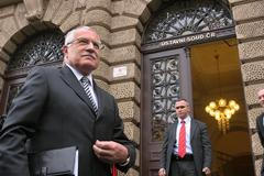 Václav Klaus přichází k Ústavnímu soudu