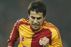 Milan Baroš se raduje z penalty