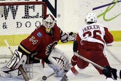 Calgary - Detroit: Hudler, Kiprusoff