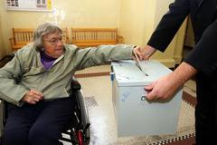 volby08 2.kolo volební místnost vodičkova