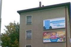 Přebarvený billboard senátora Jiřího Zlatušky.