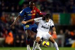 Real - Barcelona Raul Toure fotbal španělsko