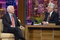 McCain a moderátor Jay Leno