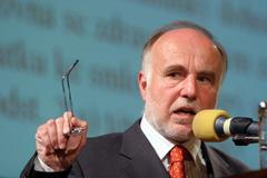 Prezident České stomatologické komory Jiří Pekárek