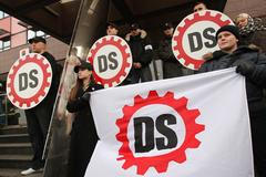 Dělnická strana protestuje proti návrhu na zrušení