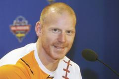 Alfredsson vs. Crosby