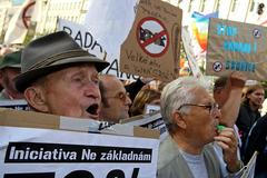 Demonstrace proti radaru