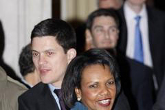 Miliband Riceová USA Británie