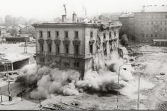 Těšnov odstřel a nyní. porovnání