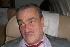 Karel Schwarzenberg na cestě do USA