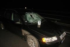 Řidič volva srazil na Jičínsku chodkyni