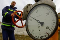 Tlakoměr ukazuje, jak poklesly dodávky ruského plynu do Evropy