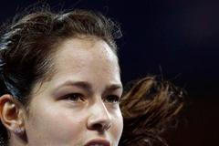 Ana Ivanovičová v prvním kole turnaje v Brisbane, kde na ní nestačila Češka petra kvitová.