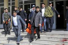 Střelba na ropné akademii v Baku