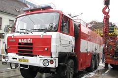 Nehoda hasičské cisterny v Brně