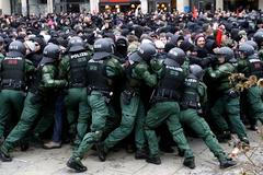 Střety policie s demonstranty v Drážďanech
