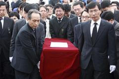 Ro Mu-hjon spáchal sebevraždu