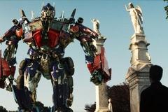 Transformers 2 - Pomsta poražených, Revenge of the Fallen
