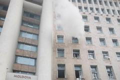 Moldávie - rabování paláce